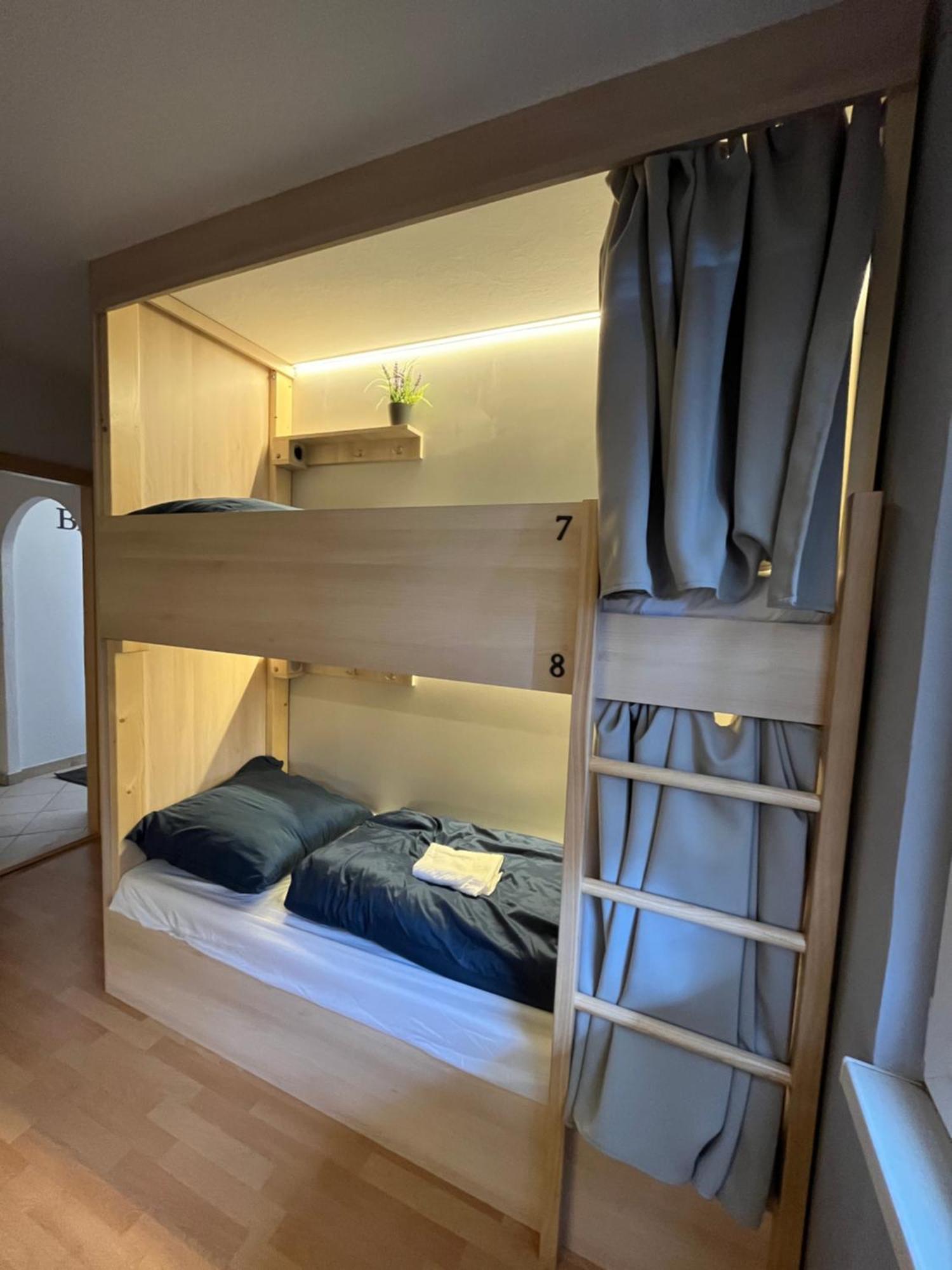Bad Stuben Hostel Турчьянске-Теплице Экстерьер фото